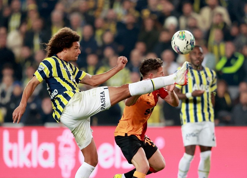 Galatasaray, Fenerbahçe'yi Kadıköy'de 3-0 yendi! İşte derbi maçtan özel kareler - Resim: 54