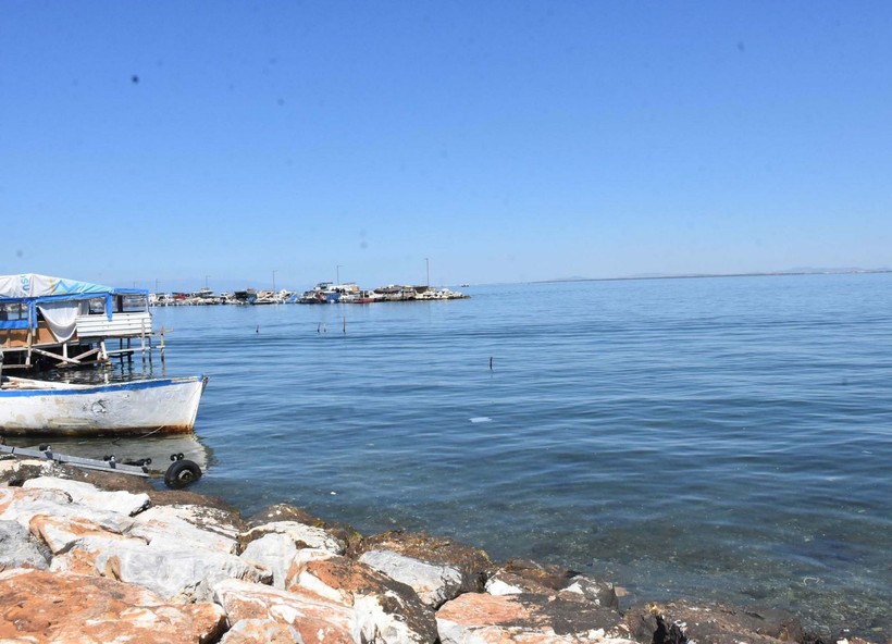 İzmir'de tehlike çanları çalıyor! Zemin çöküyor, önlem alınmazsa sular altında kalacak - Resim: 4