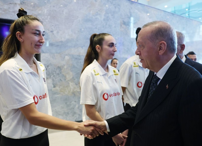 Cumhurbaşkanı Erdoğan, Filenin Sultanları'nı kabul etti - Resim: 5