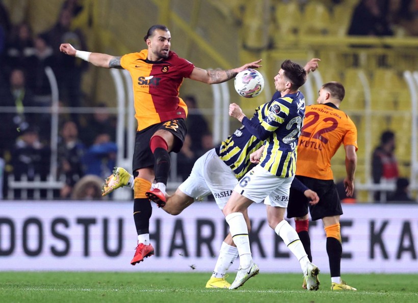 Galatasaray, Fenerbahçe'yi Kadıköy'de 3-0 yendi! İşte derbi maçtan özel kareler - Resim: 19
