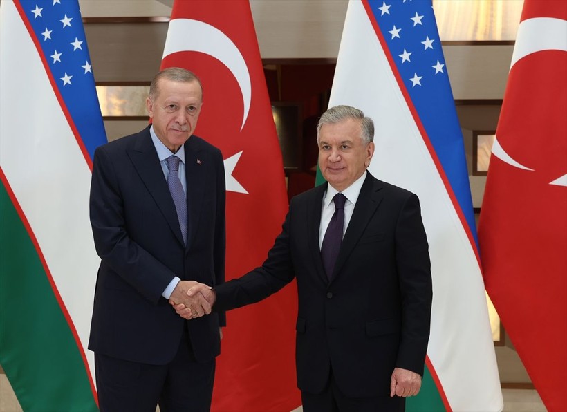 Cumhurbaşkanı Erdoğan Özbekistan Cumhurbaşkanı Şevket Mirziyoyev ile görüştü - Resim: 5