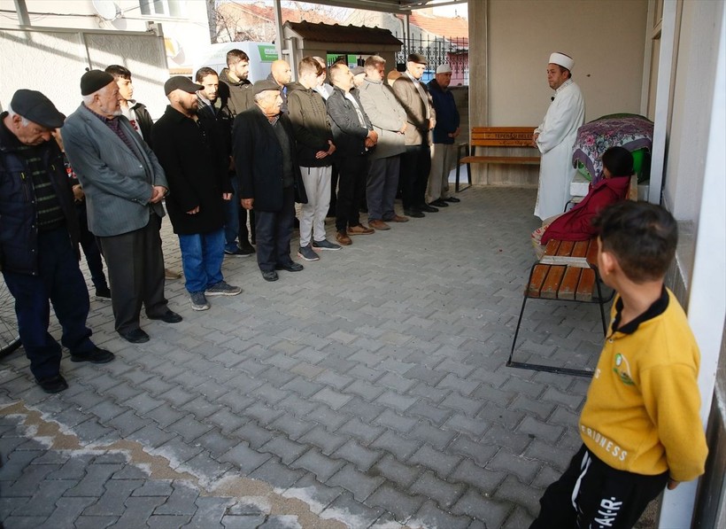 Eskişehir'de 6 yaşındaki kızın ölümüyle ilgili gözaltına alınan hala adliyeye sevk edildi - Resim: 2