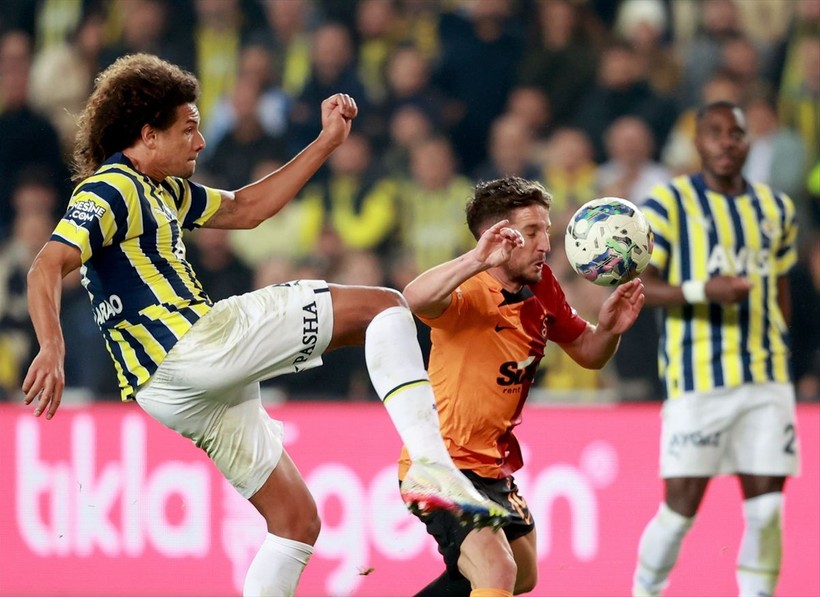 Galatasaray, Fenerbahçe'yi Kadıköy'de 3-0 yendi! İşte derbi maçtan özel kareler - Resim: 53