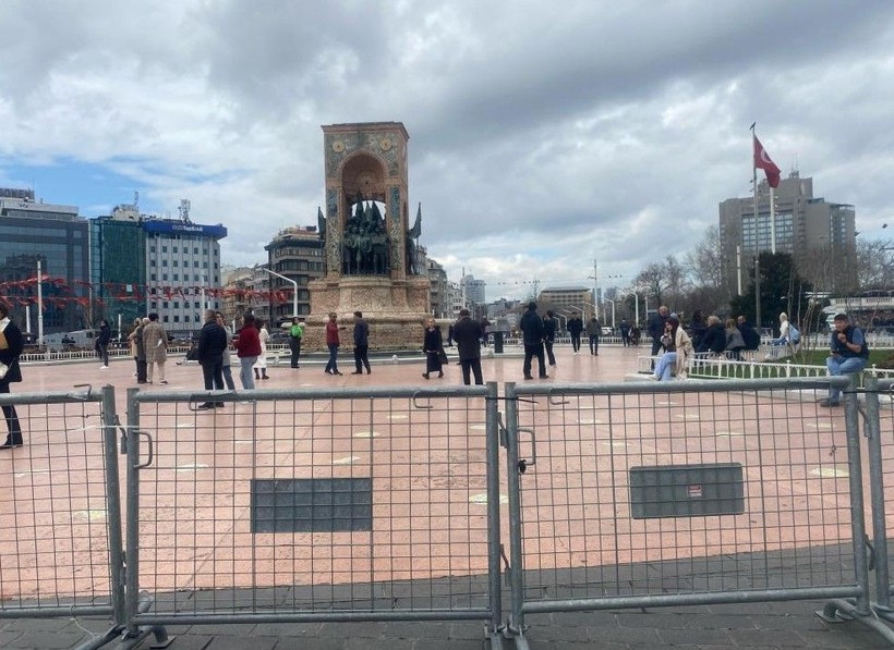 Taksim'de üst seviyede güvenlik önlemleri alındı - Resim: 4