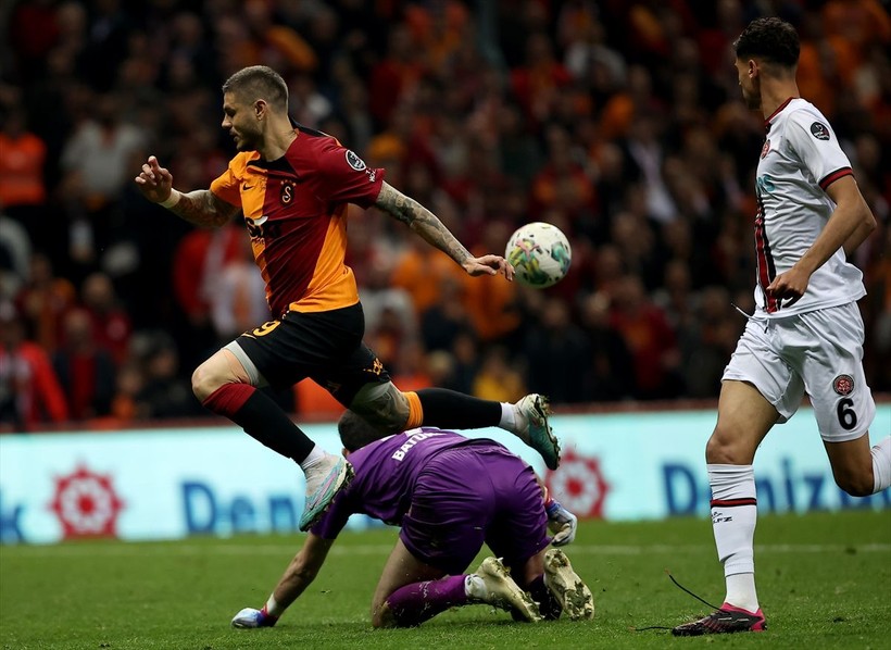 Galatasaray'ın yıldızı Icardi'ye çarpıcı sözler! "Tribünler şarkı söylesin diye..." - Resim: 3