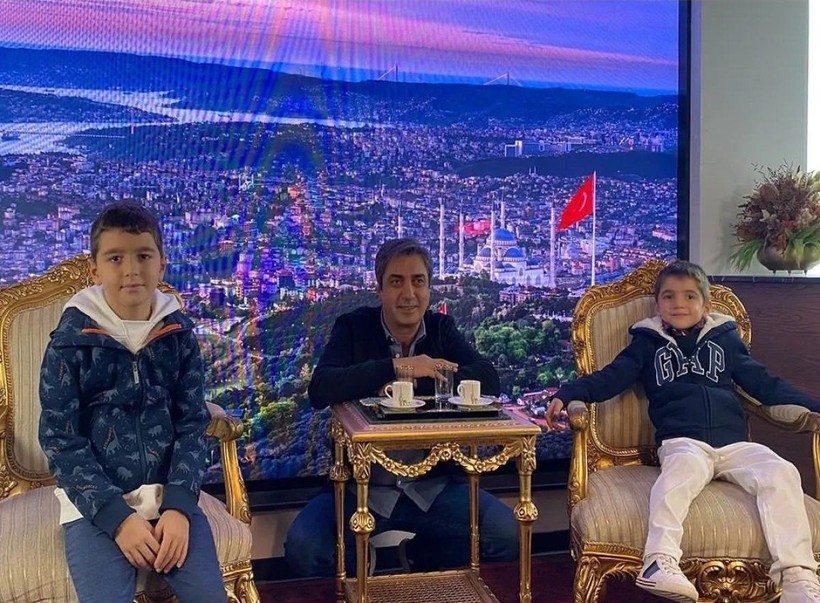 Fahriye Evcen ile Burak Özçivit'in küçük oğlu Kerem ilk kez görüntülendi! Karan Özçivit'in kardeşi bakın kime benziyor? - Resim: 16