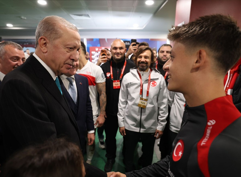 Cumhurbaşkanı Erdoğan milli takım oyuncularını tebrik etti - Resim: 6