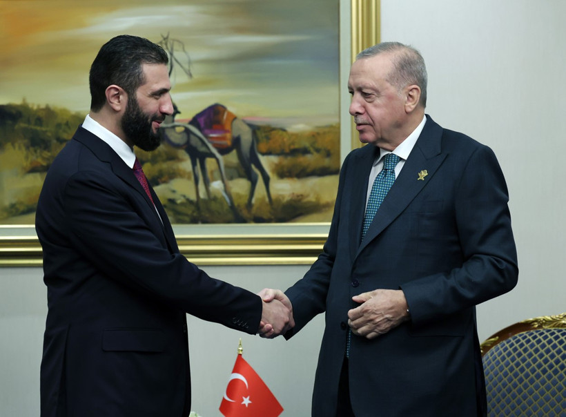 Cumhurbaşkanı Erdoğan'dan Katar'da diplomasi trafiği - Resim : 1