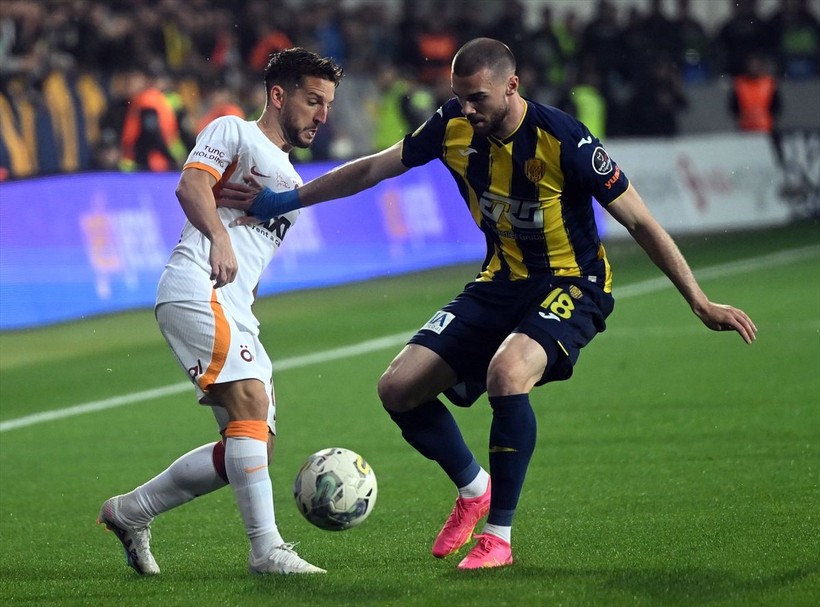 Son dakika Galatasaray haberleri... Galatasaray Ankaragücü'nü 4-1 yendi! Şampiyonluk maçından unutulmaz fotoğraflar - Resim: 61