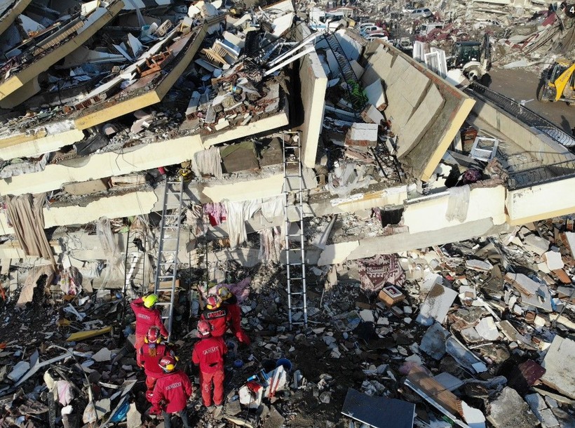 Son dakika deprem haberleri... 6'ıncı günün kahramanları! Edil, Selin, Muhammet Habib, Hamza bebek, Abdulkerim amca, Senem teyze... - Resim: 1