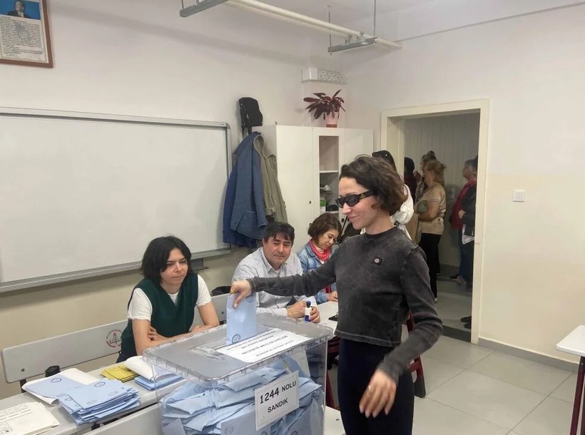 Candan Erçetin ile Zeynep Bastık'ın farkı! "Şarkıcı milleti deyip aynı kefeye koymak yanlış" - Resim : 5