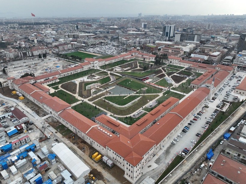 İstanbul'un en büyük kütüphanesi olan Rami Kütüphanesi'nde ilk sergi gerçekleştirildi! - Resim: 2