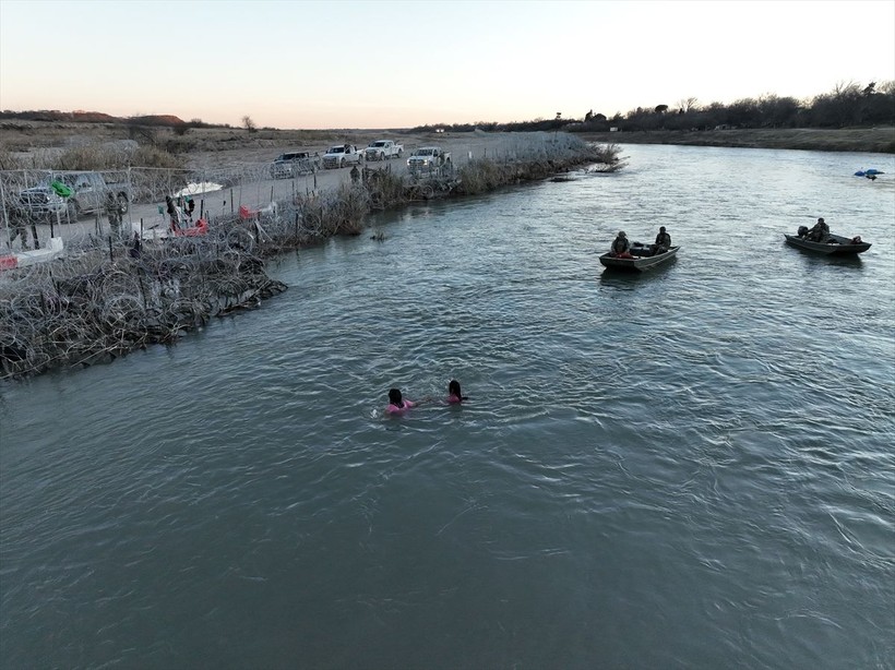 ABD-Meksika sınırındaki kriz büyüyor - Resim: 4