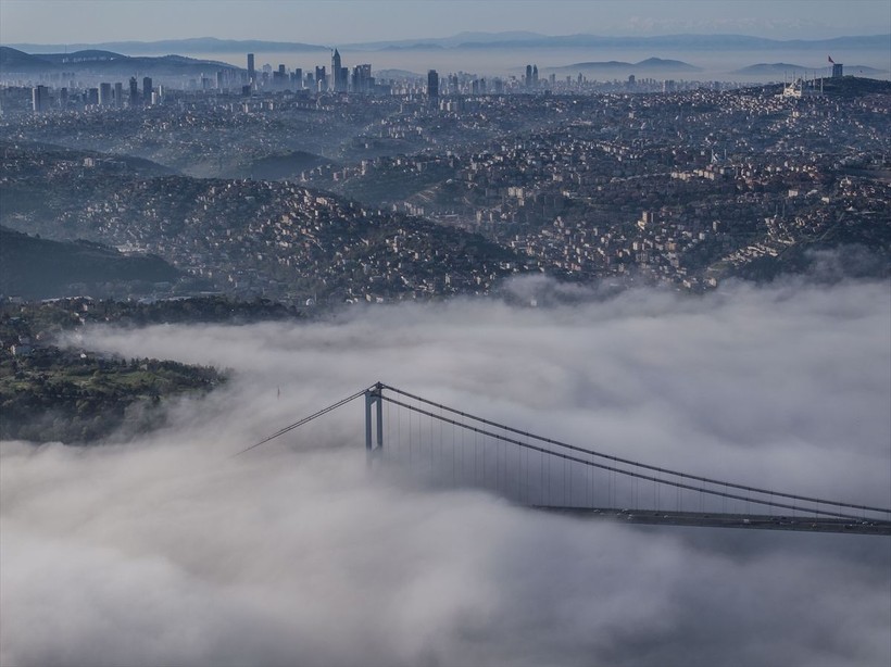 İstanbul'da bayram tatili için yola çıkanlar sis şaşkınlığı yaşadı - Resim: 2