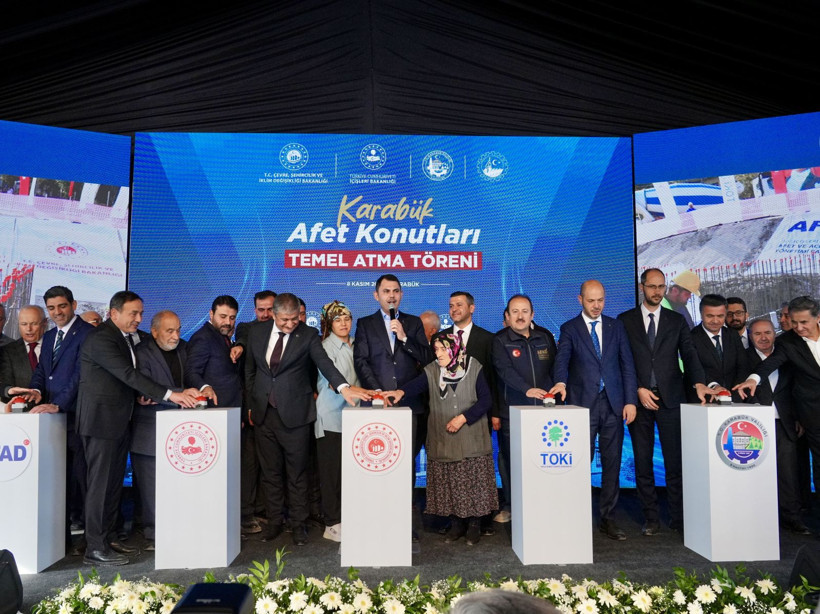 Bakan Kurum Karabük’te temel attı: “Yeni yuvalarımızı önümüzdeki yaz teslim edeceğiz” - Resim: 8