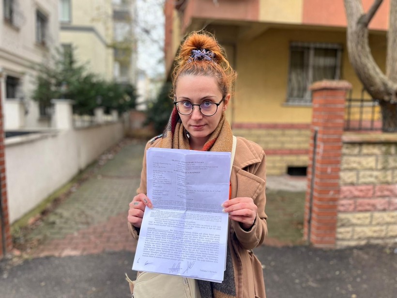 Üsküdar'da kira zammı kavgası kamerada! 15 kişi haneye tecavüz ederek ev halkına saldırdı - Resim: 4