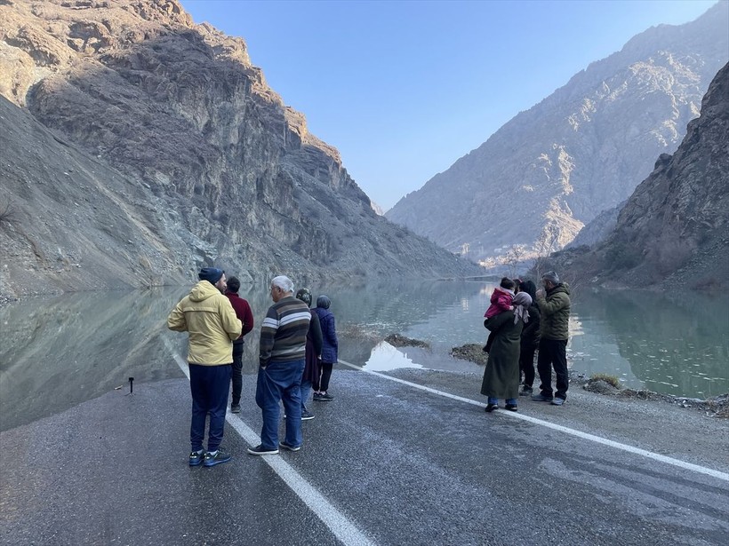 Yusufeli Barajı sonrası su altında kalacak ilçeyi görmek isteyenler Artvin'e akın ediyorlar - Resim: 9