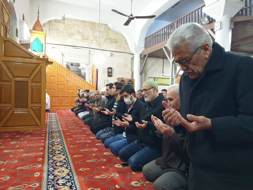 Yurdun dört bir yanında Regaib Kandili dualarla idrak edildi - Resim: 1