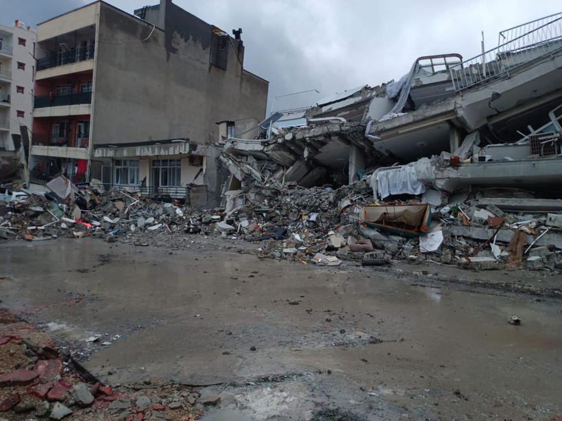 AFAD'dan cenazelere ilişkin duyuru: Kimliği bilinmeyen cenazeler kimliklendirilip defnedilecek - Resim: 8