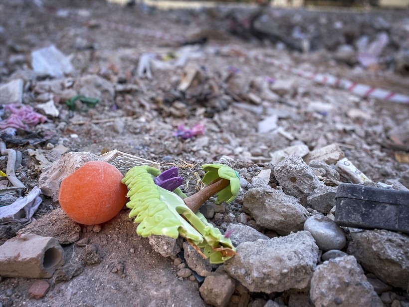 Kahramanmaraş depreminde enkaz kaldırma çalışmalarıyla yıkımın izleri gün yüzüne çıktı - Resim: 7
