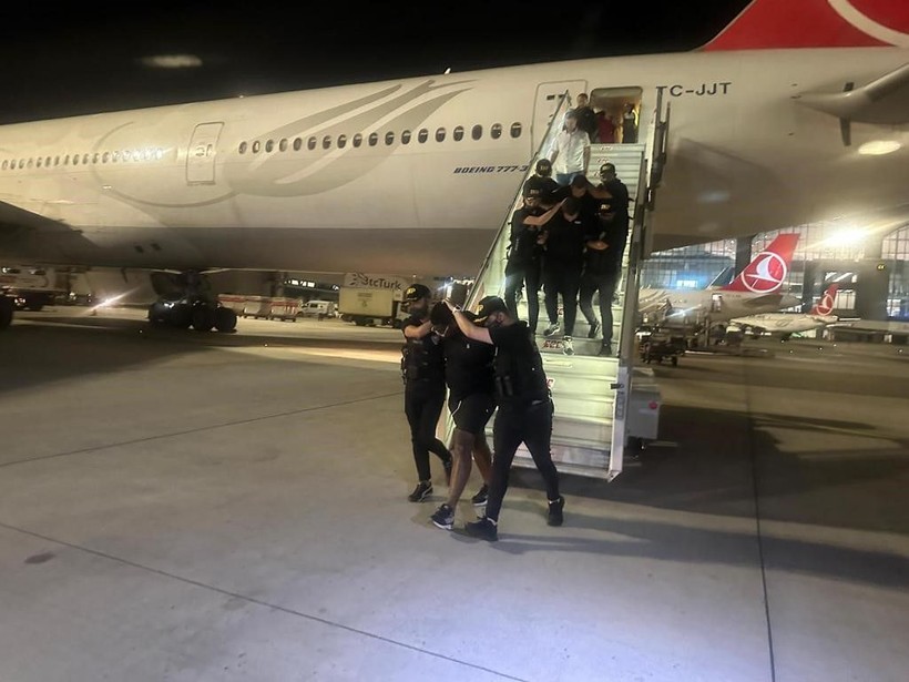 Kırmızı bültenle aranan uyuşturucu baronları Türkiye'de yakalandı! Operasyonun ayrıntıları ortaya çıktı - Resim: 6