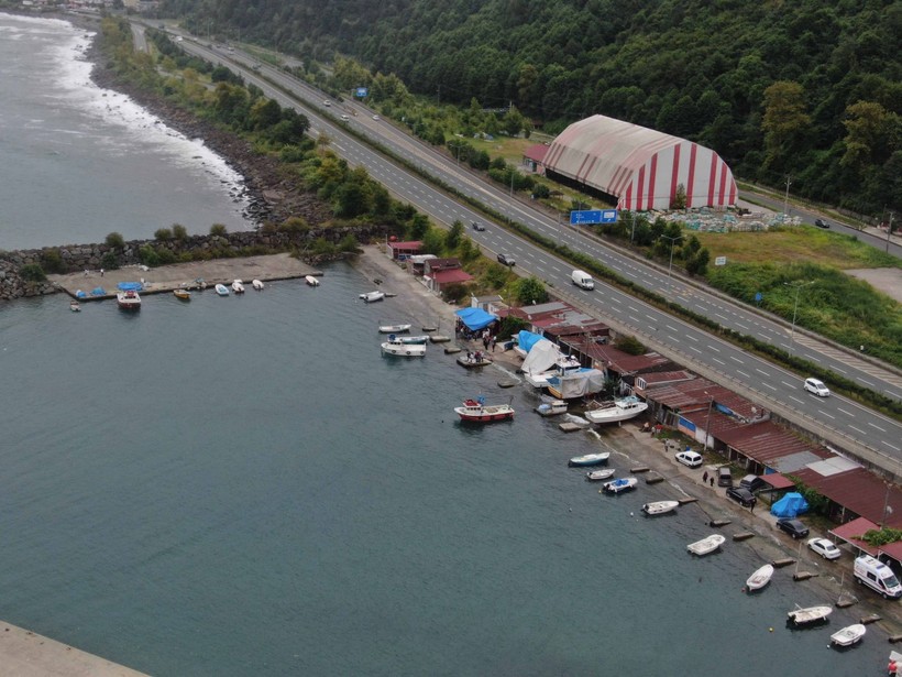 Çapa ile denize atlayıp intihar etti: Sosyal medyada paylaştı - Resim: 4