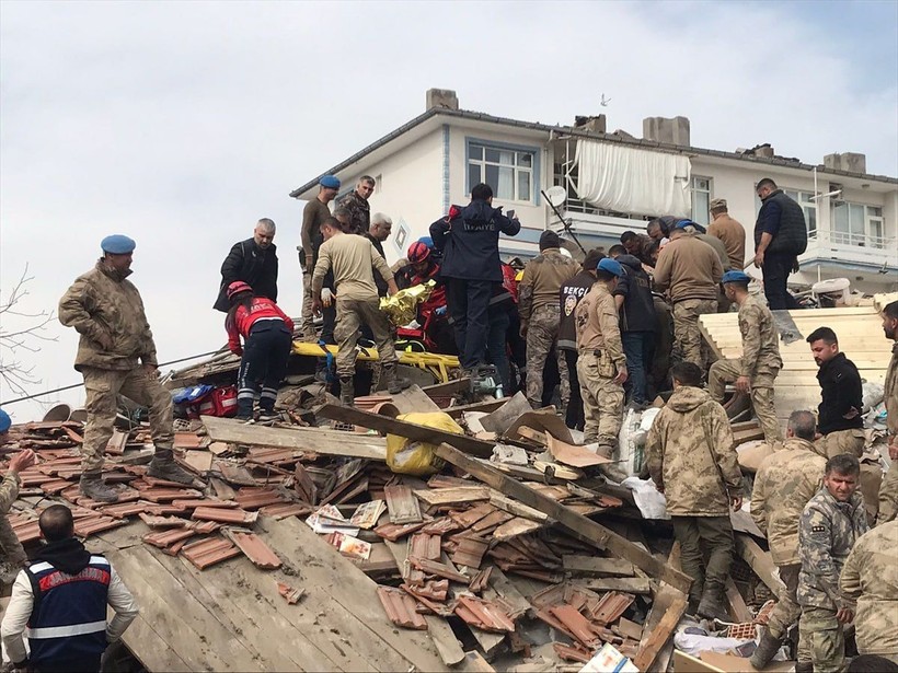 Ahmet Ercan deprem listesini güncelledi! 2 ile dikkat çekti: 7 büyüklüğünde ve tsunami - Resim: 11