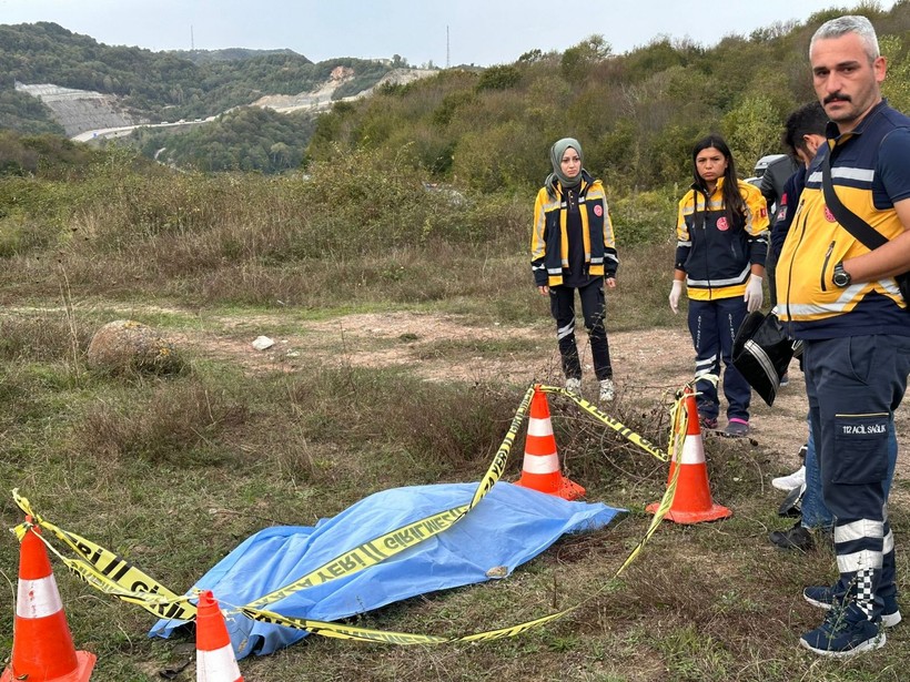 Kaza ihbarına giden 112 ekiplerine yürek sızlatan şok! Ölen kişinin mesai arkadaşlarının olduğunu görünce boğuldular - Resim: 7