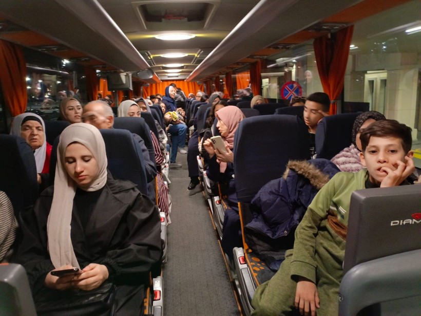 Gazze'den tahliye edilen 68 kişi İstanbul'a geldi - Resim: 8