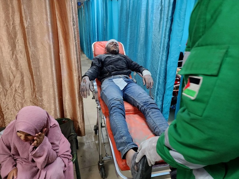İsrail savaş uçakları sivillerin evlerini bombalıyor! Çok sayıda ölü ve yaralı var - Resim: 18