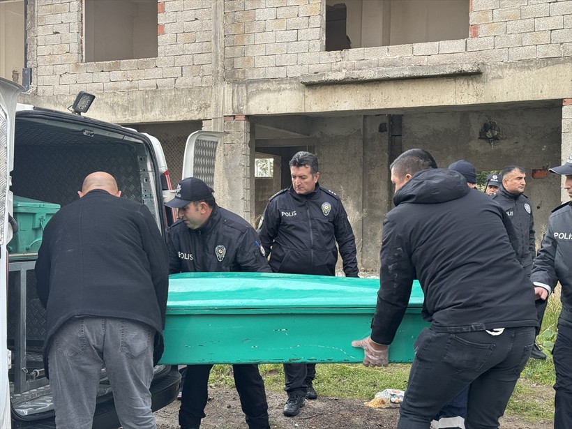 Kayseri'de 12 yaşındaki çocuk bıçaklanarak öldürüldü! 13 yaşındaki şüpheli gözaltına alındı - Resim : 4