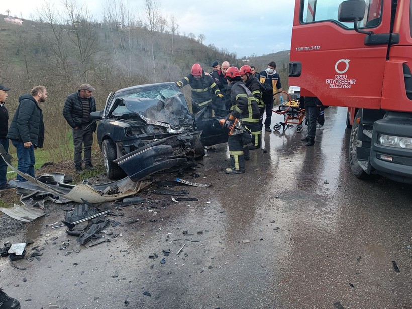 Ordu Fatsa'da feci kaza: 3 yaralı - Resim: 5