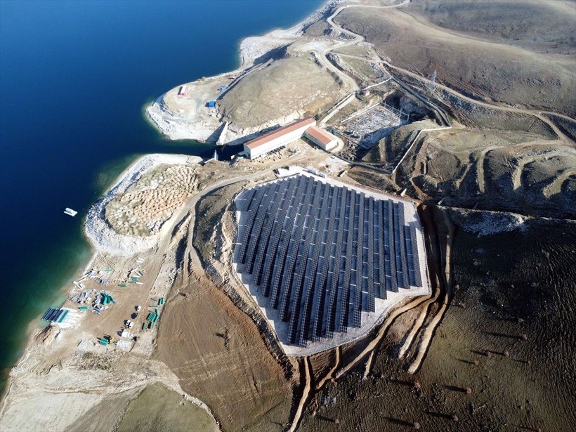 Elazığ'da çiftçilerin kullandığı elektriğin maliyeti güneş enerjisi santrali yatırımıyla düşecek - Resim: 4