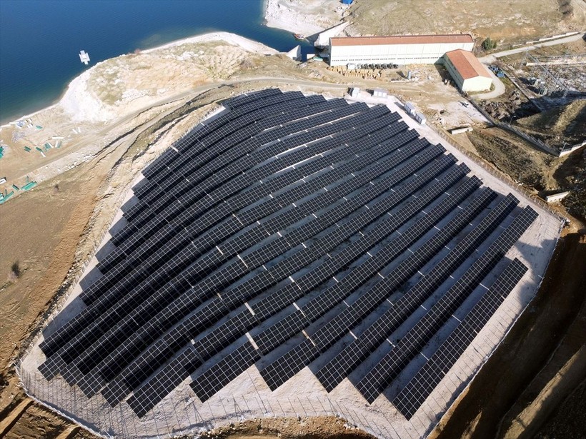 Elazığ'da çiftçilerin kullandığı elektriğin maliyeti güneş enerjisi santrali yatırımıyla düşecek - Resim: 15