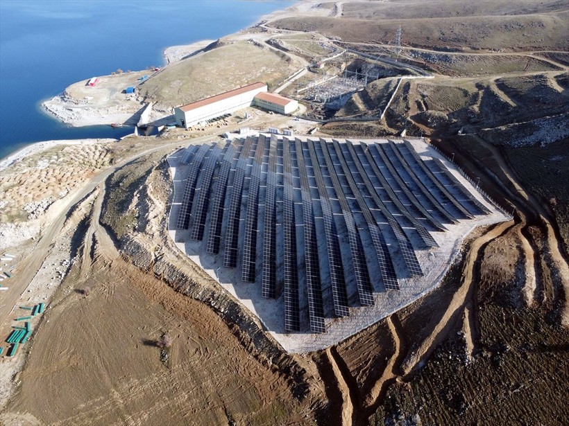 Elazığ'da çiftçilerin kullandığı elektriğin maliyeti güneş enerjisi santrali yatırımıyla düşecek - Resim: 16
