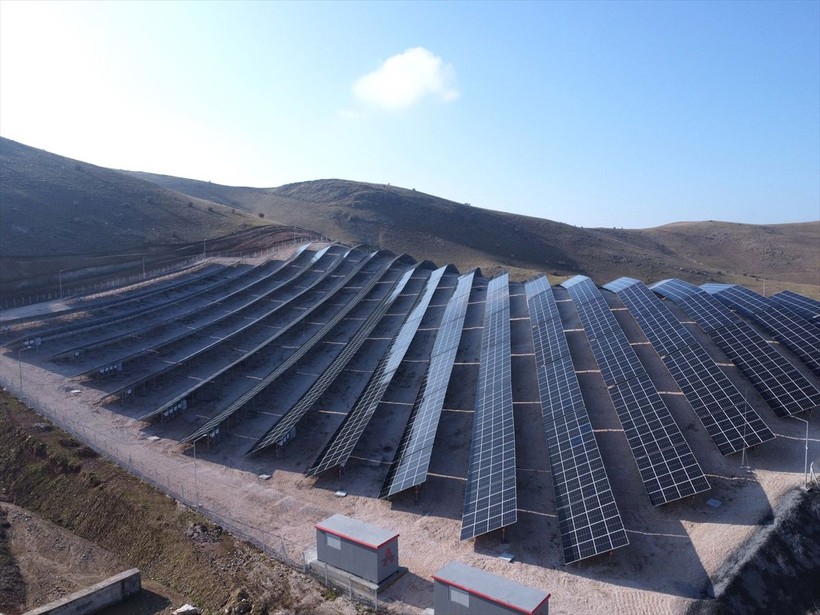 Elazığ'da çiftçilerin kullandığı elektriğin maliyeti güneş enerjisi santrali yatırımıyla düşecek - Resim: 17