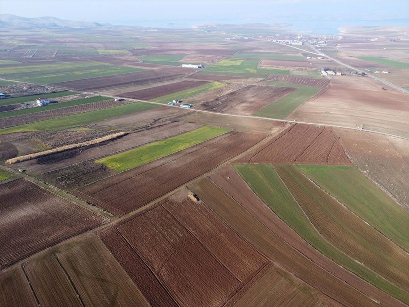 Elazığ'da çiftçilerin kullandığı elektriğin maliyeti güneş enerjisi santrali yatırımıyla düşecek - Resim: 21
