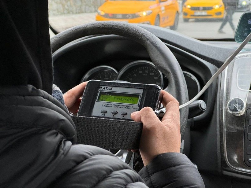 İstanbul'da taksiciler yeni tarife için taksimetre cihazlarını güncelliyor - Resim: 3