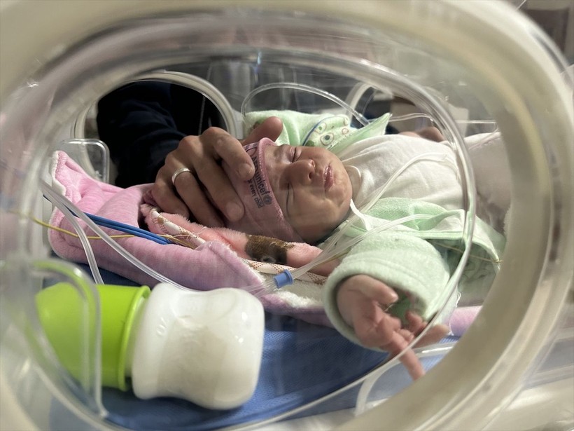 Gazze'deki prematüre bebeklerin canı tehlikede! Elektrik kesintileriyle karşı karşıya - Resim: 20