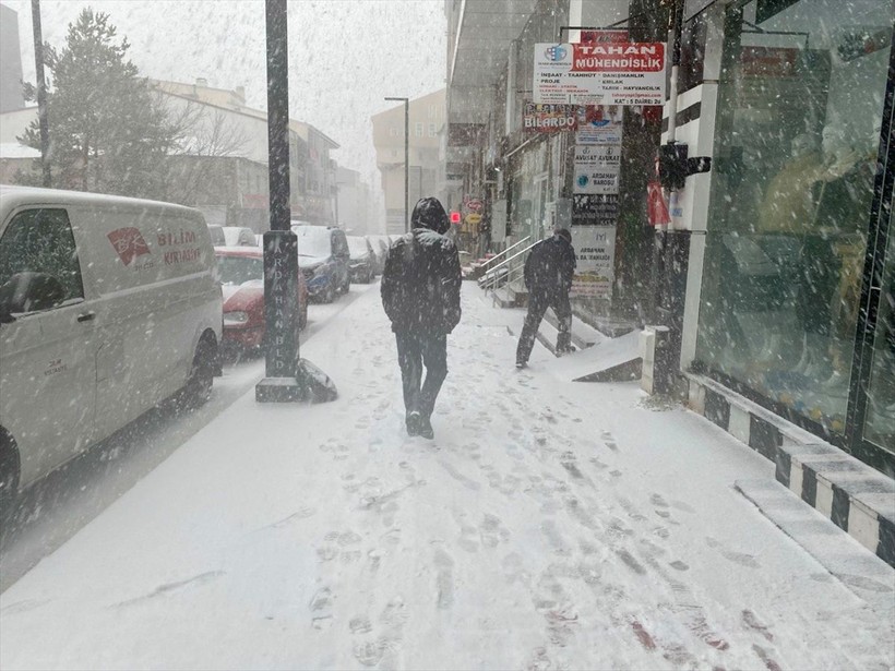 AKOM'dan uyarı geldi! İstanbullular hafta sonu kara hazır mısınız? ❄️🌨️☃️ - Resim: 19