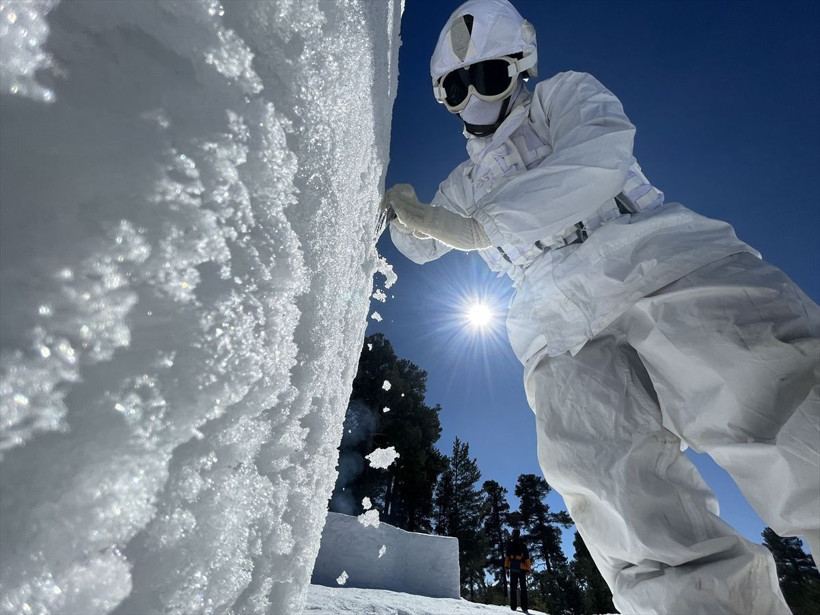 Komandoların Kars'ın karlı dağlarında zorlu eğitimi❄️⛷️🗻 - Resim: 84