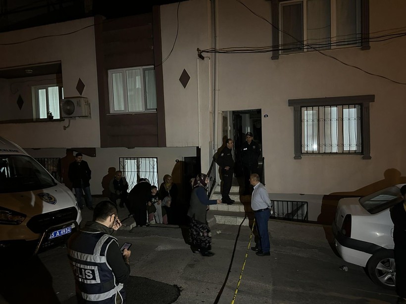 İzmir’de baba vahşeti: Eşi barışmayı kabul etmeyince 2 çocuğu ile kendisini vurdu: 1 ölü, 2 yaralı - Resim: 8