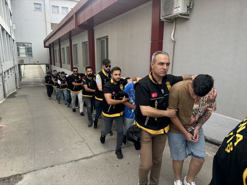 Sapkınlığın böylesi! Küçücük masum çocukların çıplak fotoğraflarıyla para kazandılar - Resim: 4