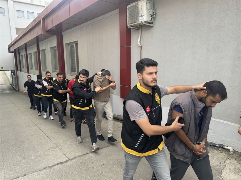 Sapkınlığın böylesi! Küçücük masum çocukların çıplak fotoğraflarıyla para kazandılar - Resim: 6