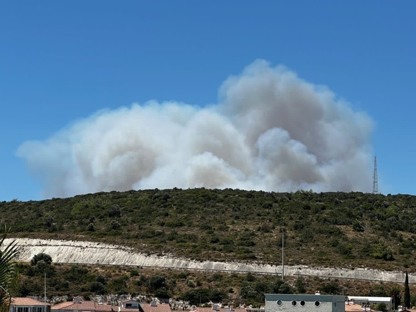 Son Dakika: İzmir Çeşme'de orman yangını! Alevlerin arasında kalan 3 kişi hayatını kaybetti - Resim: 12