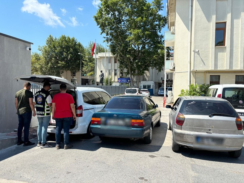 Beykoz'da asker eğlencesi için tüneli trafiğe kapatıp diğer vatandaşları mağdur eden 7 kişi yakalandı - Resim: 12