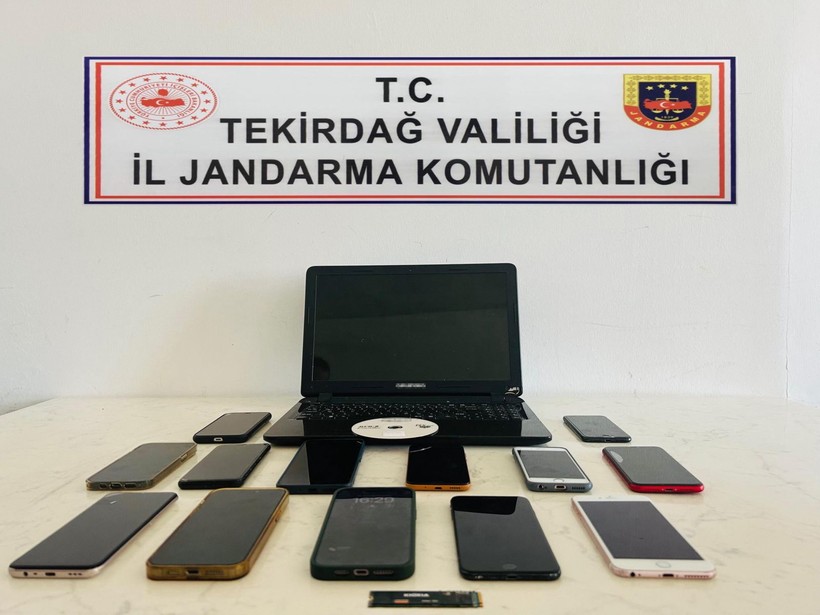 Hazine ve Maliye Bakanı Mehmet Şimşek'in adıyla dolandırıcılık: 4 ilde 7 gözaltı - Resim: 4