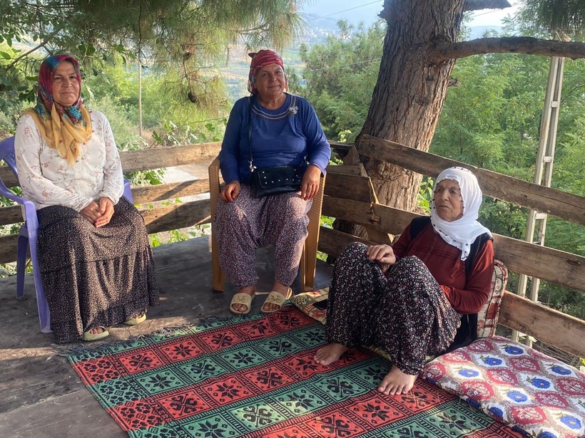 Böyle komşu düşman başına: 'Yol benim arsamda' deyip yolu kapattı - Resim: 6