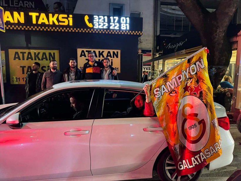 Ağrı'dan Tekirdağ'a şampiyonluk kutlaması! Yurdun dört bir yanında Galatasaraylı taraftardan kutlama - Resim: 18