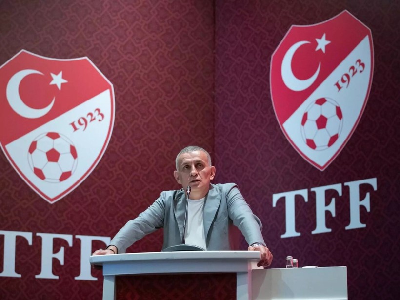 Hacıosmanoğlu'ndan önemli açıklama: Galatasaray hakkında kararını duyurdu - Resim : 1